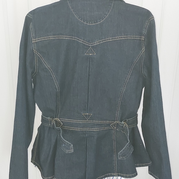 Jean Jacket - Picture 6 of 9